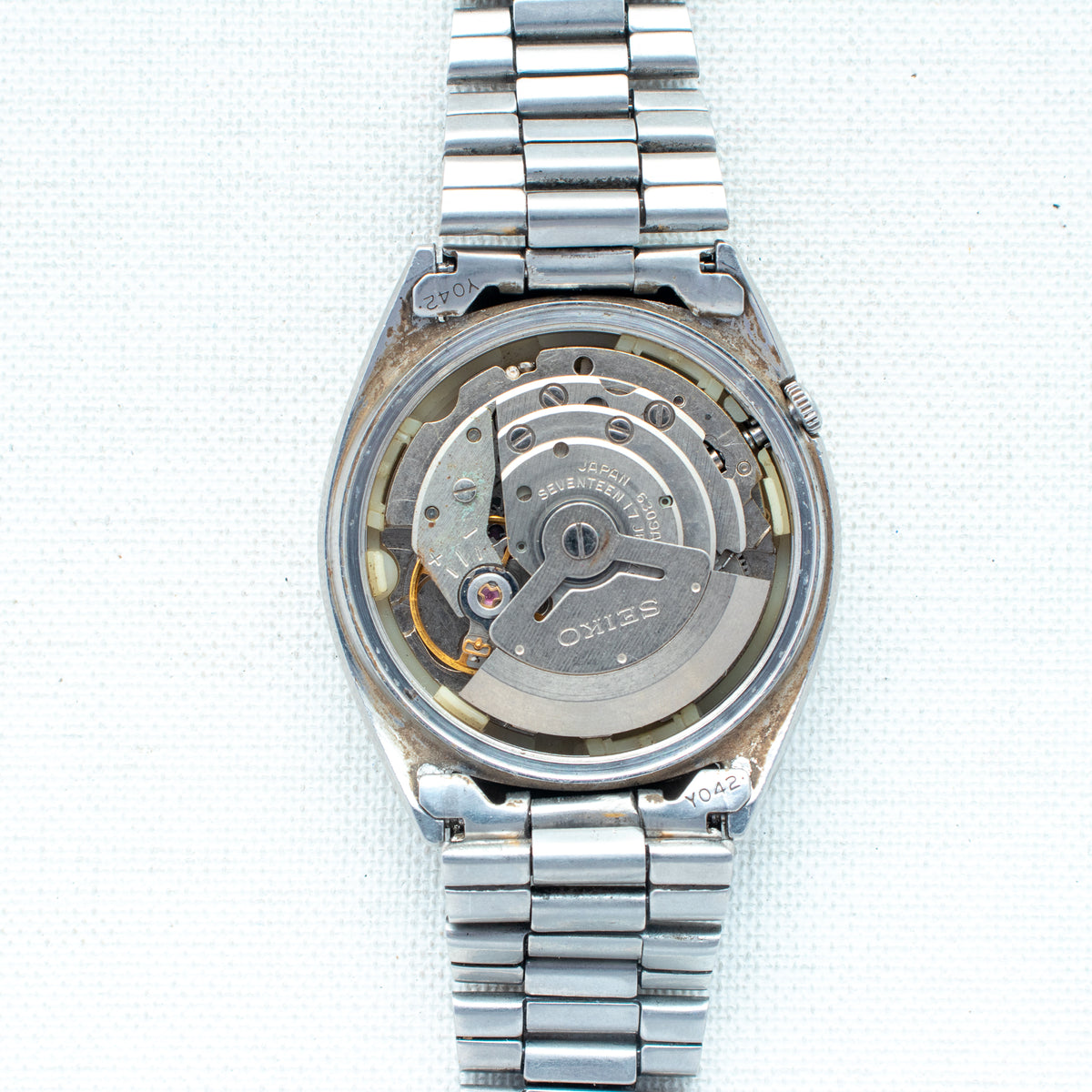 Vintage Seiko 5 6309-8840 Automatic 17J White Dial Day Date Wristwatch