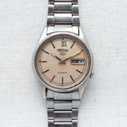 Vintage Seiko 5 7009-3111 Automatic 17J Cream Dial Day Date Wristwatch