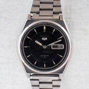 Vintage Seiko 5 7009-8760 Automatic 17J Black Dial Day Date Wristwatch