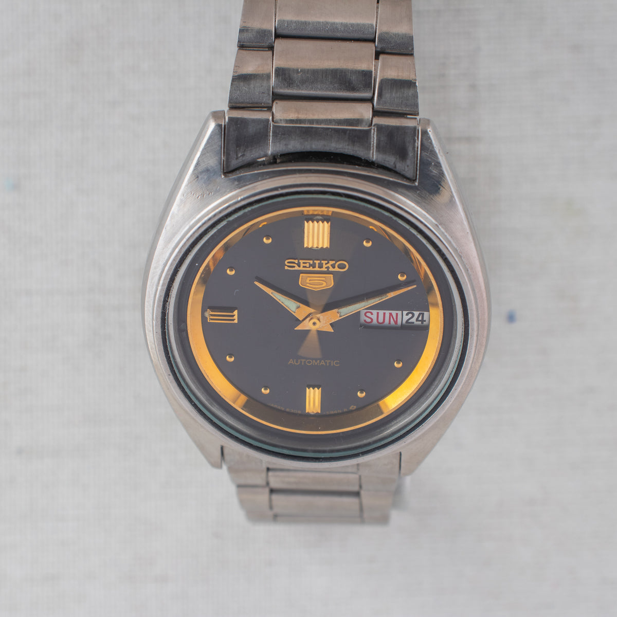 Vintage Seiko 5 6309-583A Automatic 17J Black Dial Day Date Wristwatch