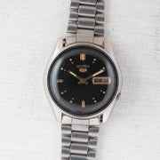 Vintage Seiko 5 7009-4040 Automatic 17J Black Dial Day Date Wristwatch