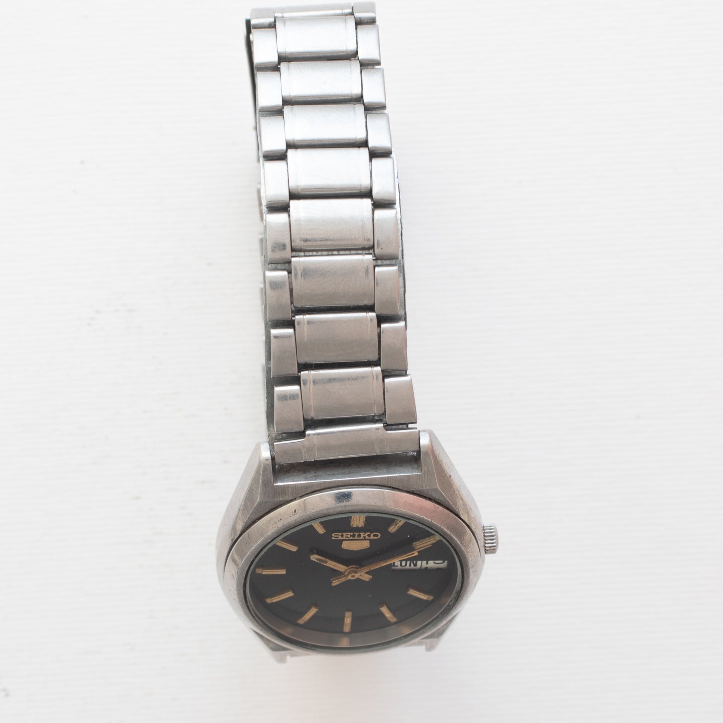 Authentic Vintage Seiko 5 Automatic Watch 7S26-0070 Black Dial Gold Accents Rare