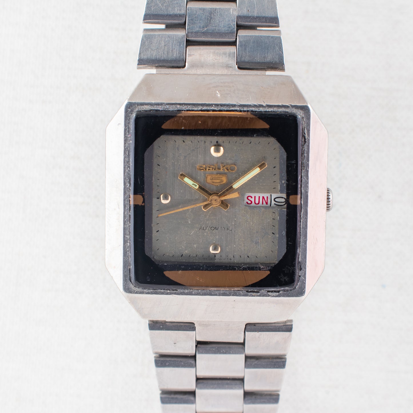 Rare Seiko 5 Auto 6309-5450 Silver Dial Gold Accents Bilingual Day TV Case Watch
