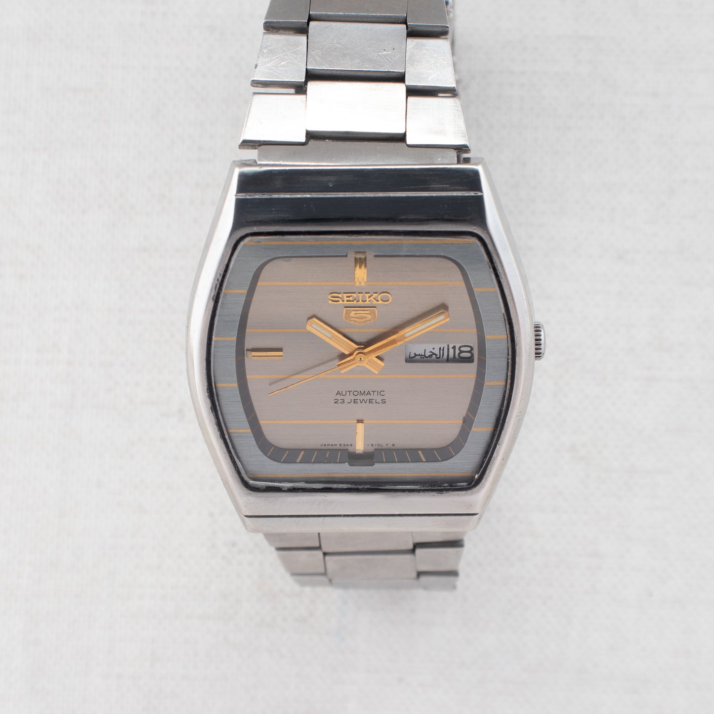 Rare Seiko 5 Auto 6349-5080 Striped Grey Dial TV Case 1983 Bilingual Day Watch