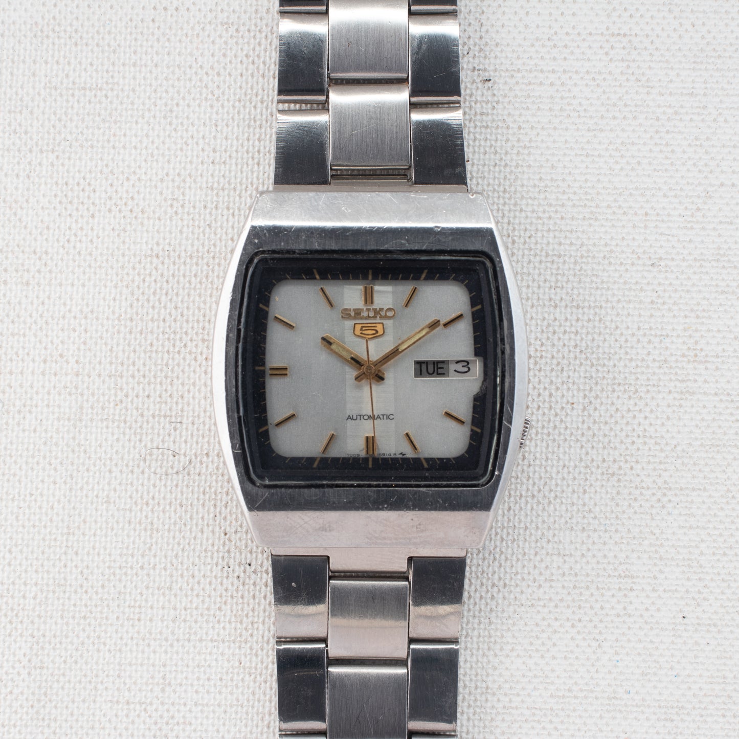 Rare Vintage Seiko 5 Automatic 7009-5760 Vertical Stripe Silver Dial 1984 Watch