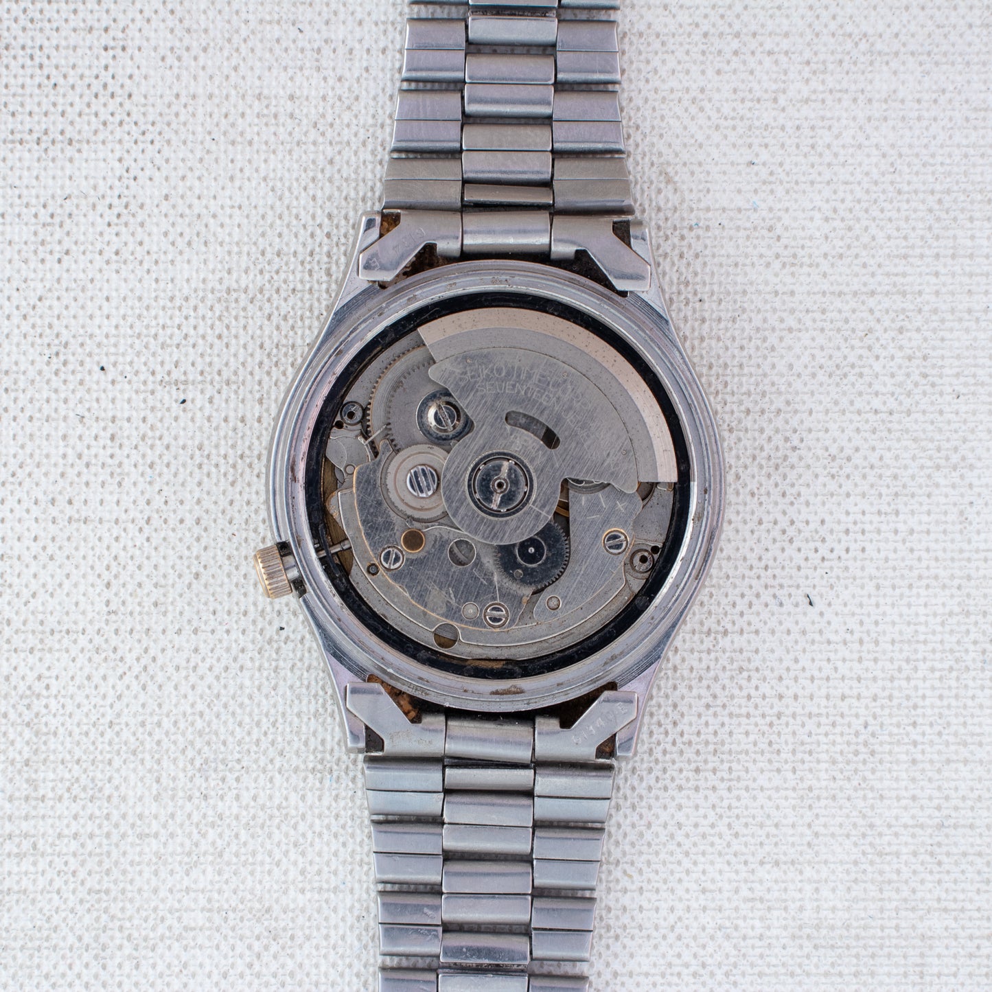 Rare Vintage Seiko 5 Automatic Men's Watch | Gold Square Grid Dial 7019-8180 21J