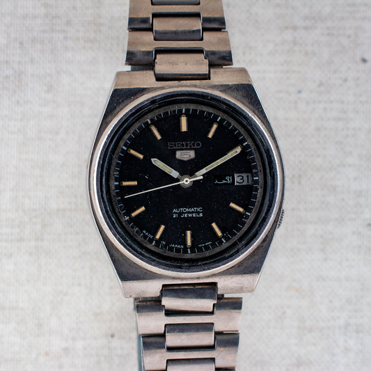 Seiko 5 Automatic 7009-7031 Classic Black Dial Arabic/English Days Vintage Watch
