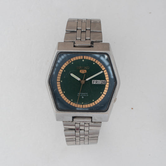 Seiko 5 Automatic Hexagon Case 6319-602A Rare Green Dial Gold Accents Watch 1979