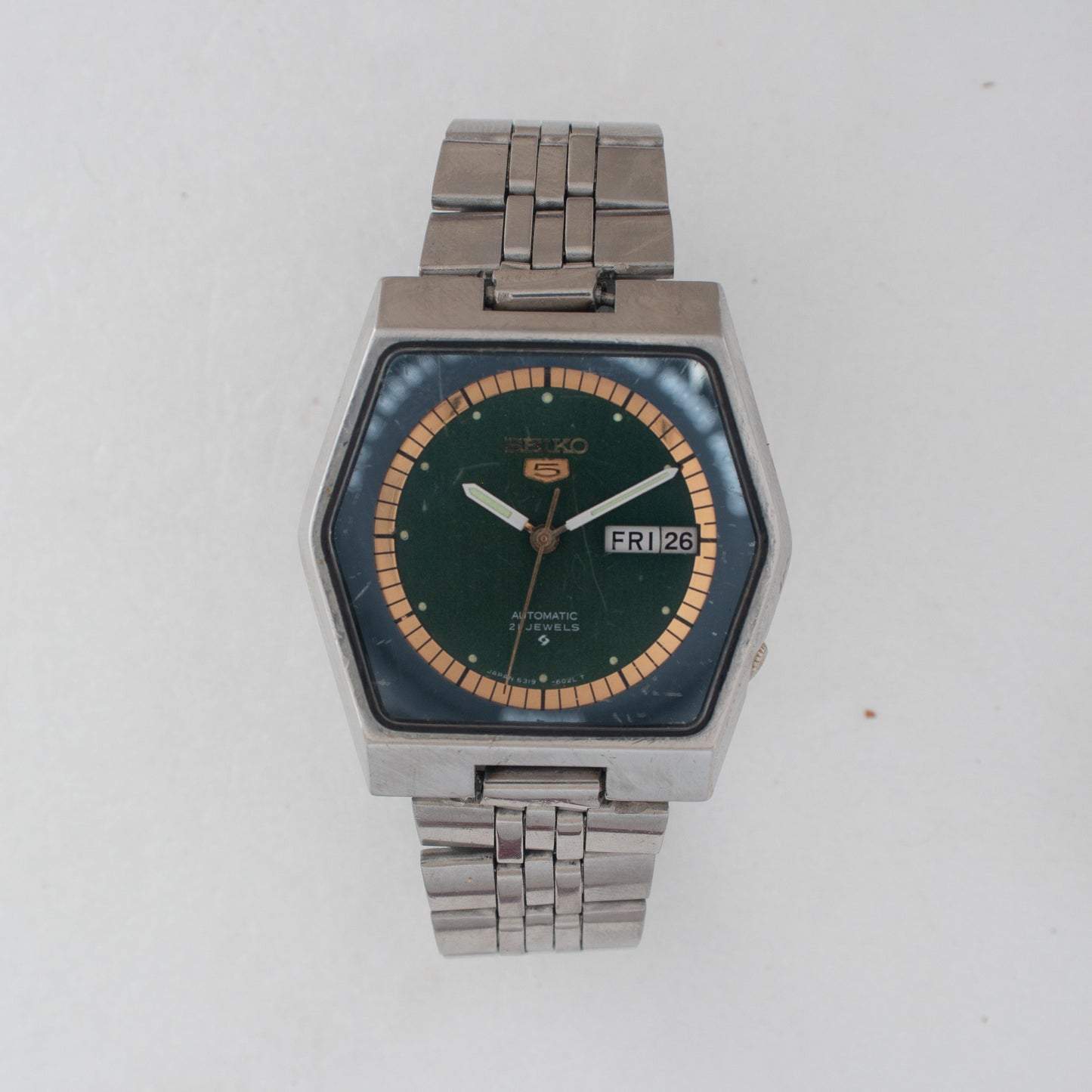 Seiko 5 Automatic Hexagon Case 6319-602A Rare Green Dial Gold Accents Watch 1979