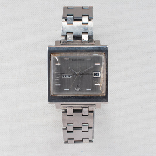 Vintage Seiko 5 Auto 6119-5000 TV Case 21J Silver Dial Day/Date 1971 Rare Watch