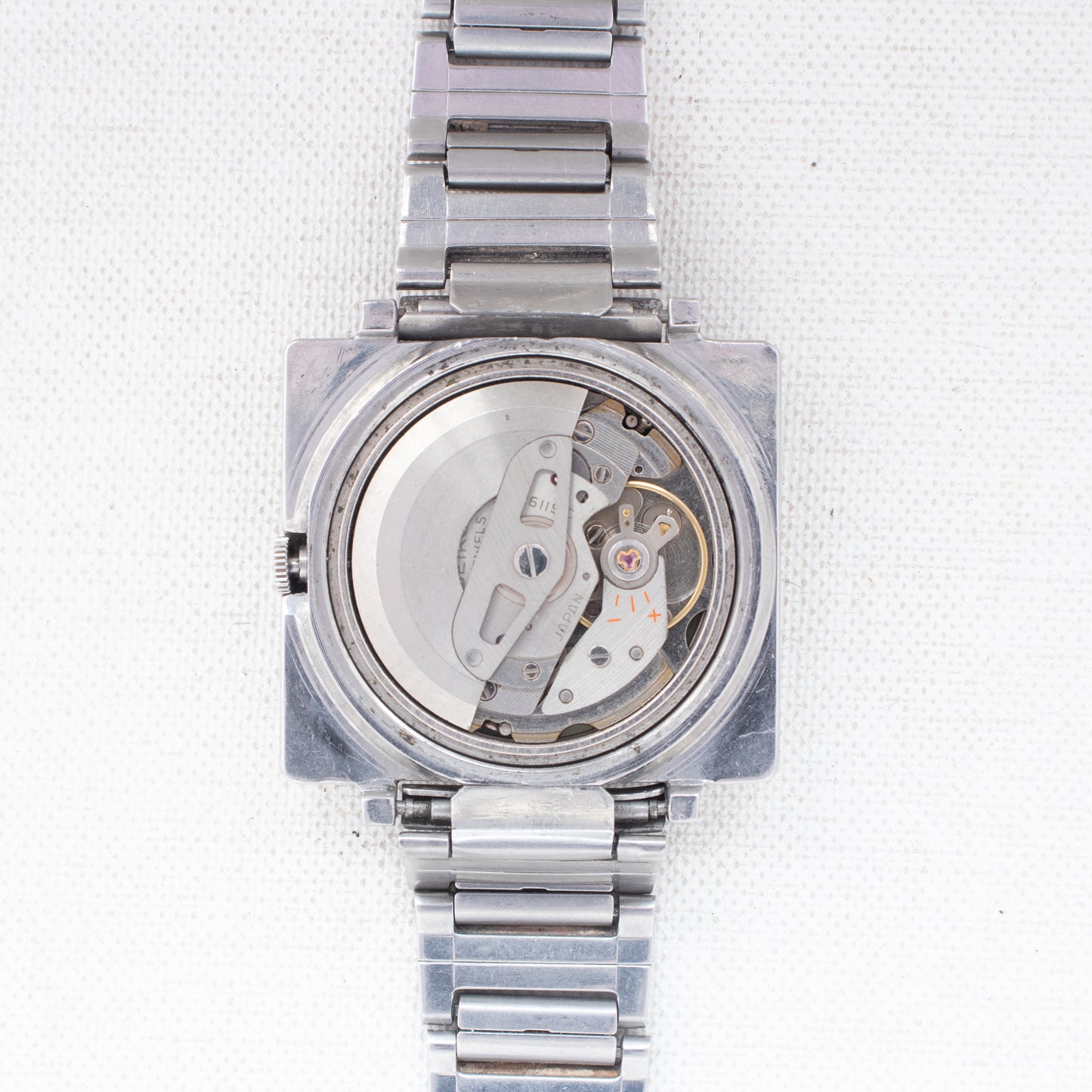 Vintage Seiko 5 Auto 6119-5401 Silver Dial TV Case French/English Day 1974 Watch