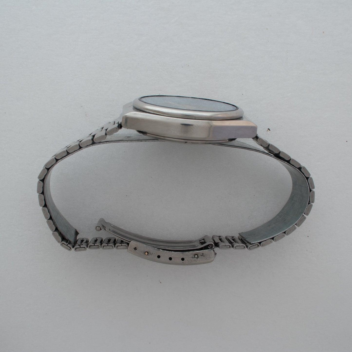 Vintage Seiko 5 Auto 6309-565A Watch Dark Blue Chapter Ring Italian/English Day