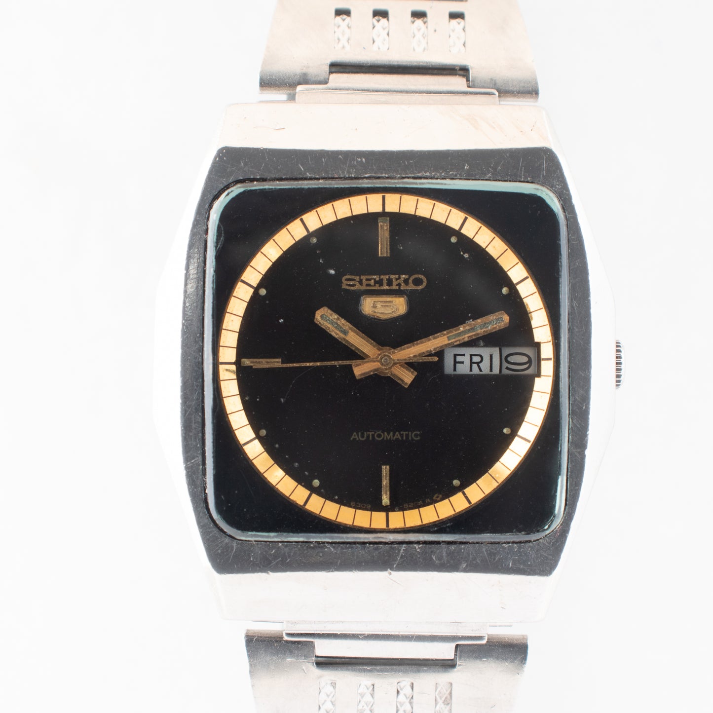Vintage Seiko 5 Auto 6309-6200 Square Case Black Dial Gold Accents 1983 Watch