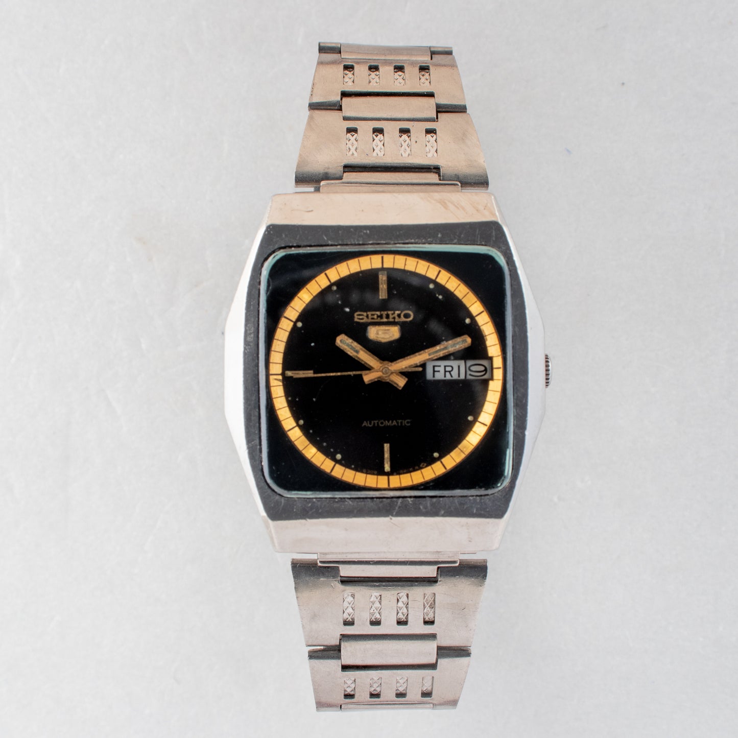 Vintage Seiko 5 Auto 6309-6200 Square Case Black Dial Gold Accents 1983 Watch