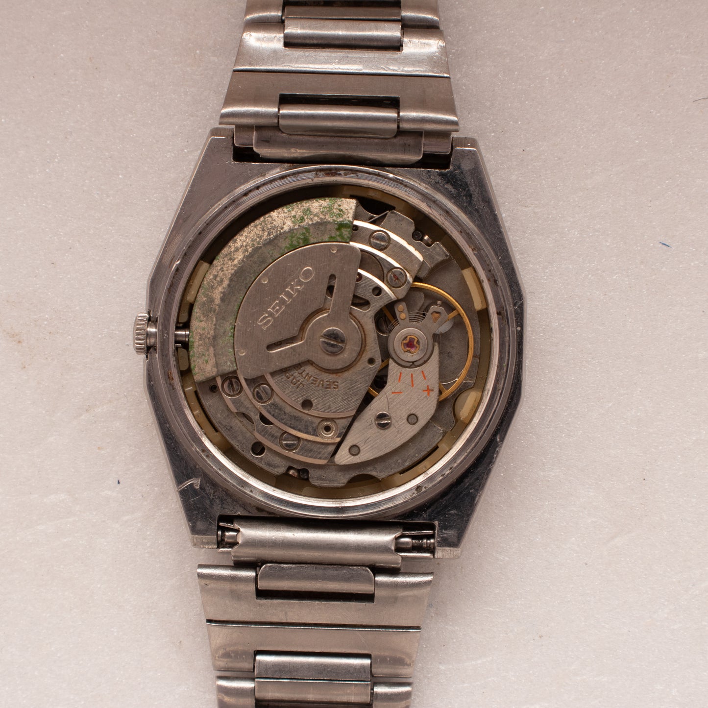 Vintage Seiko 5 Auto 6309-6200 Square Case Black Dial Gold Accents 1983 Watch