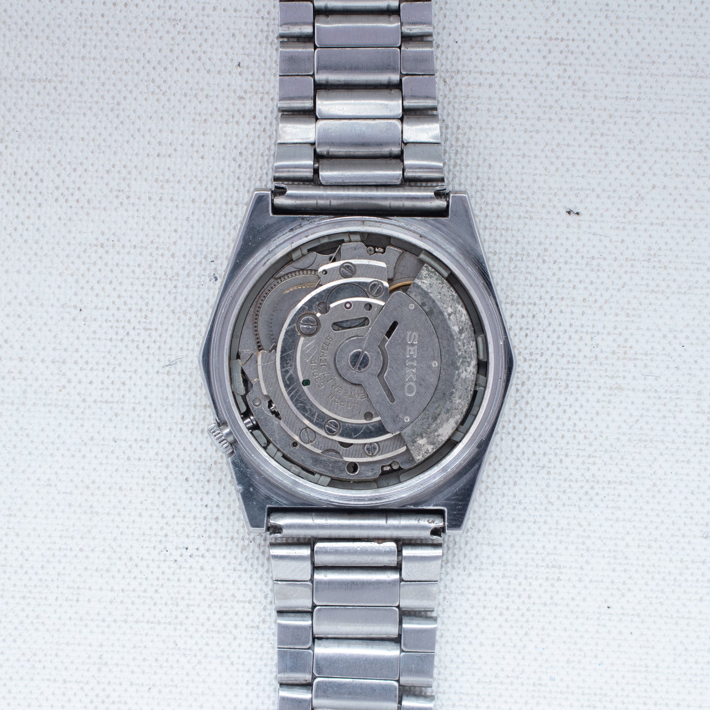 Vintage Seiko 5 Auto 6349-5420 Diagonal Striped Silver Dial Bilingual Day Watch