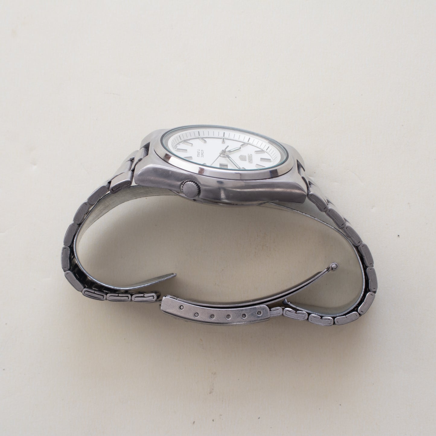Vintage Seiko 5 Auto 7009-816J White Dial Luminous Hands, Bilingual Day Watch