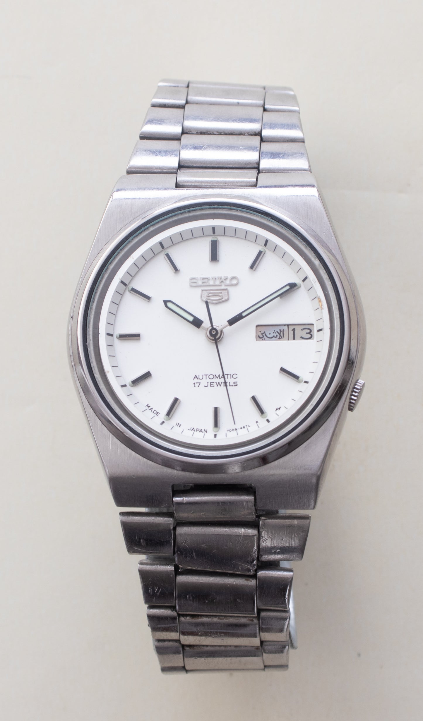 Vintage Seiko 5 Auto 7009-816J White Dial Luminous Hands, Bilingual Day Watch