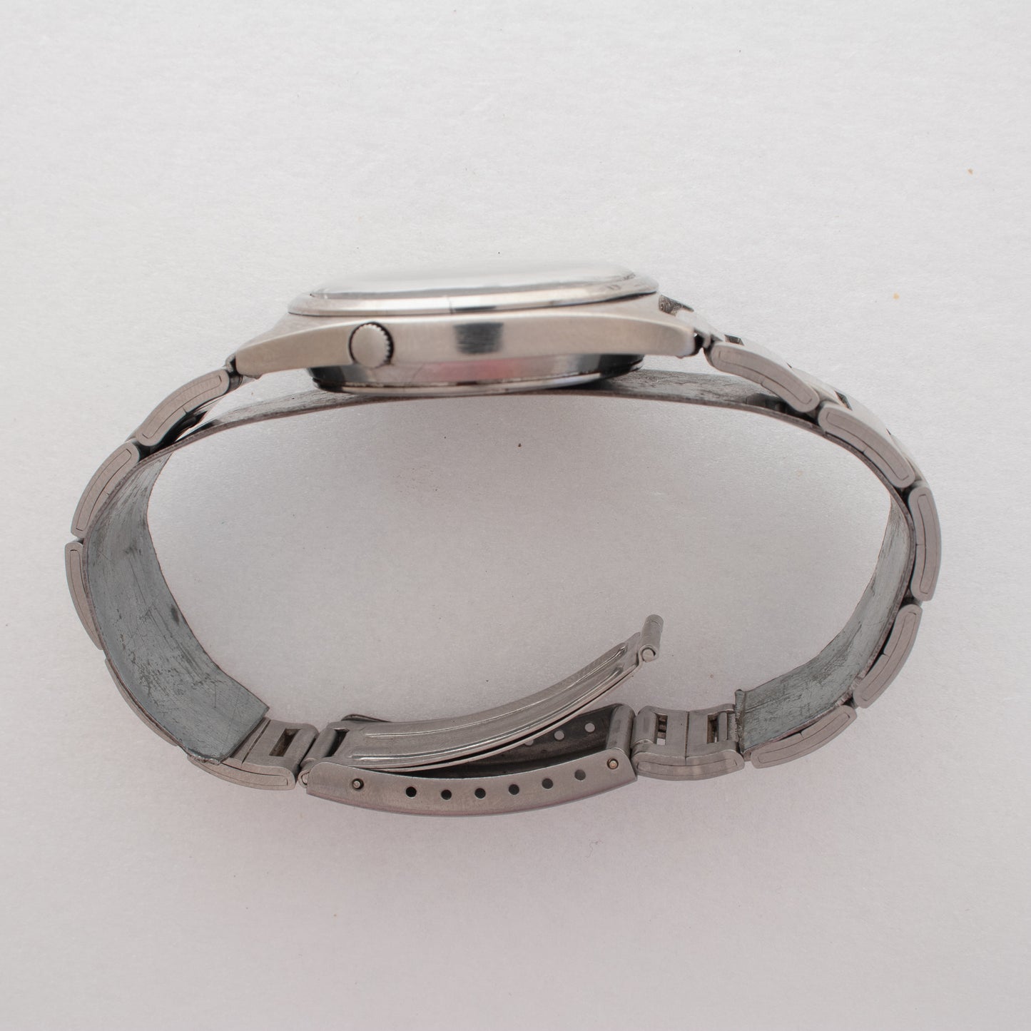 Vintage Seiko 5 Automatic Black Sunburst Dial Silver Accents 7009-8750 Watch