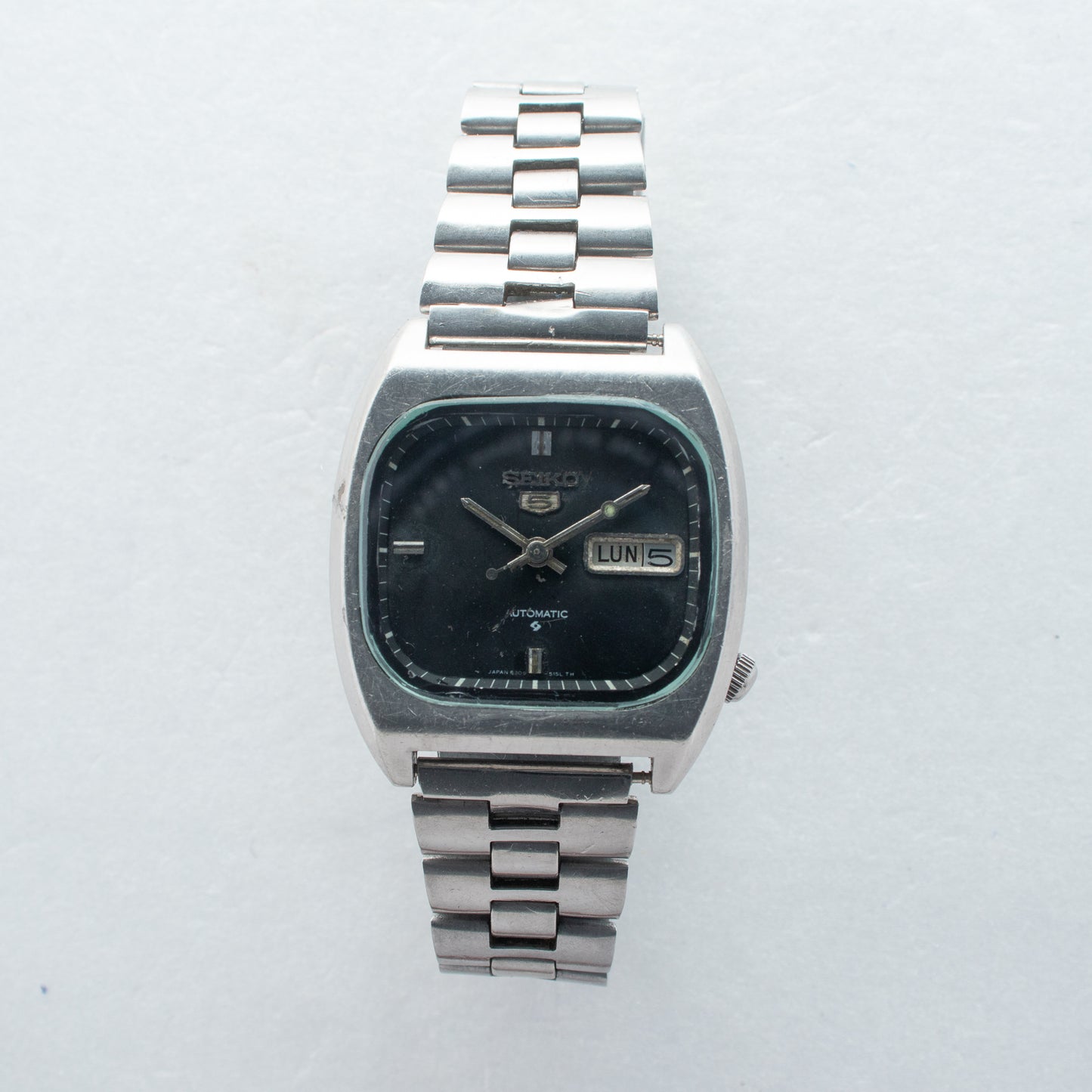 Vintage Seiko 5 Automatic 6309-5120 Black Dial TV Case Watch Italian/English Day