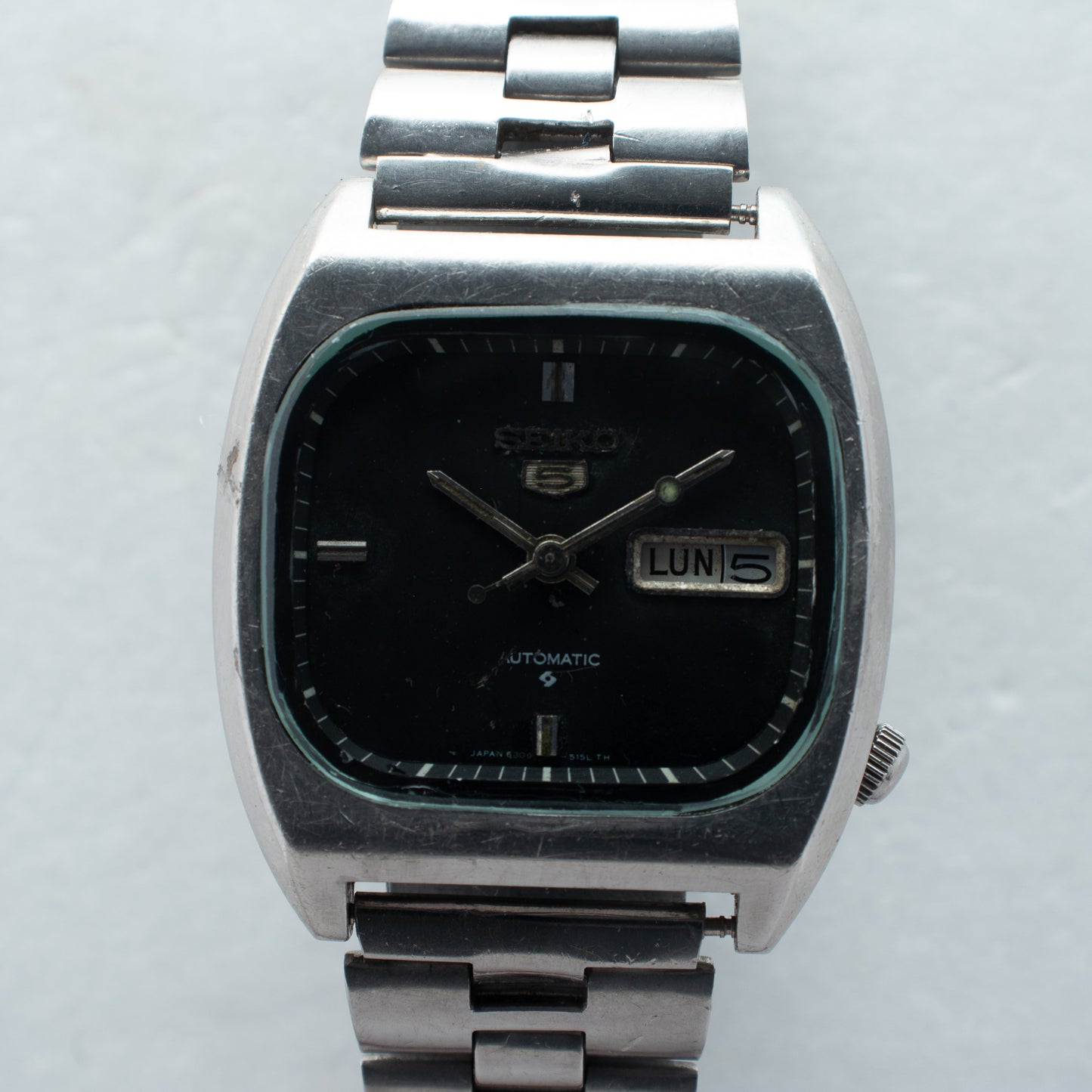 Vintage Seiko 5 Automatic 6309-5120 Black Dial TV Case Watch Italian/English Day