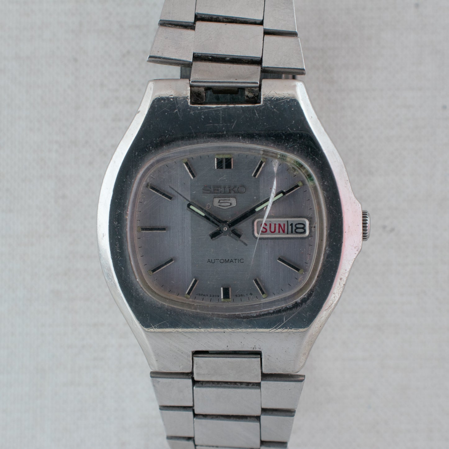 Vintage Seiko 5 Automatic 6309-5320 Arabic/English Day Silver Dial TV Case Watch