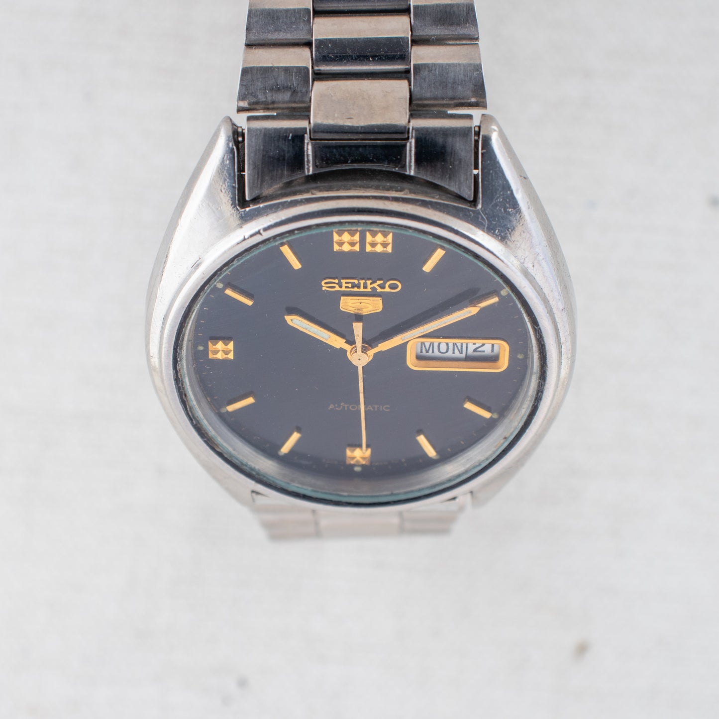 Vintage Seiko 5 Automatic 6309-8840 Black Dial Gold Indices Day/Date Watch