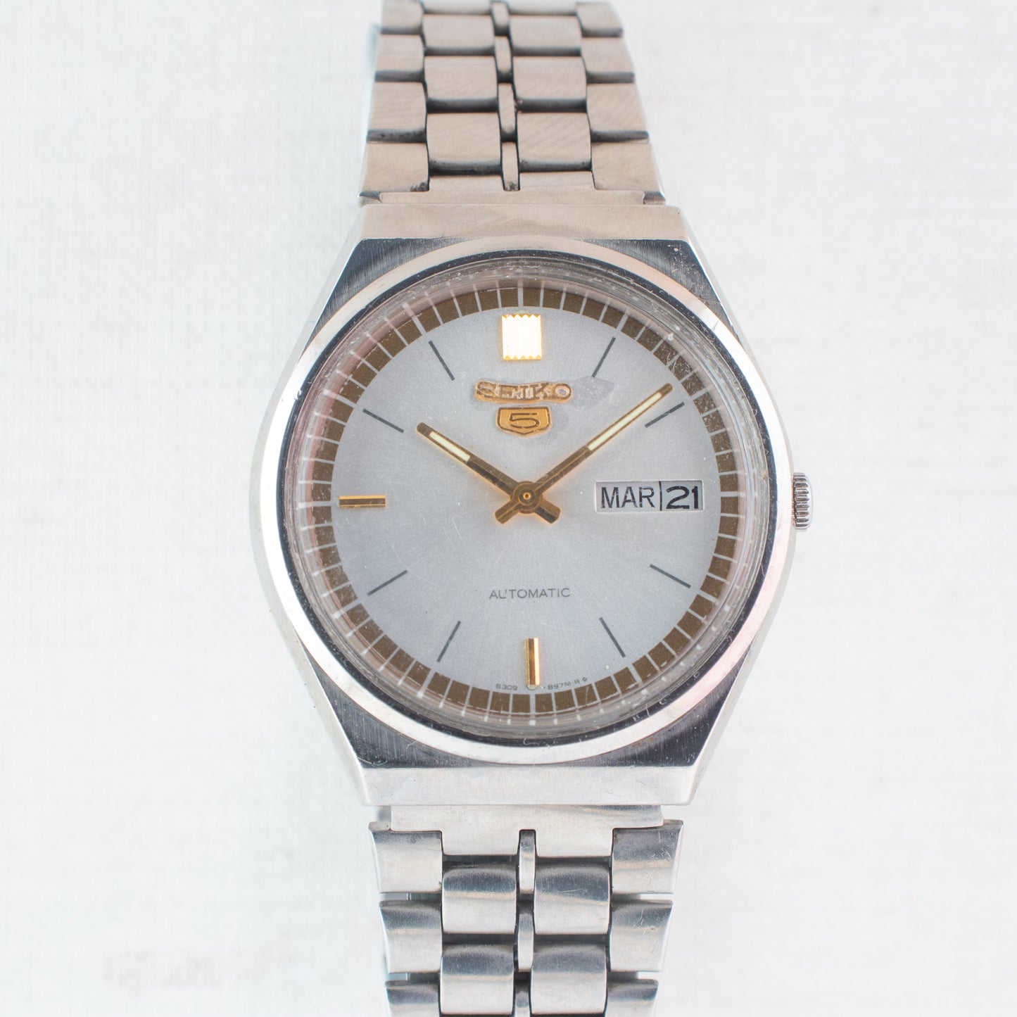 Vintage Seiko 5 Automatic 6309-8960 Textured White Dial Watch Day/Date, Mint