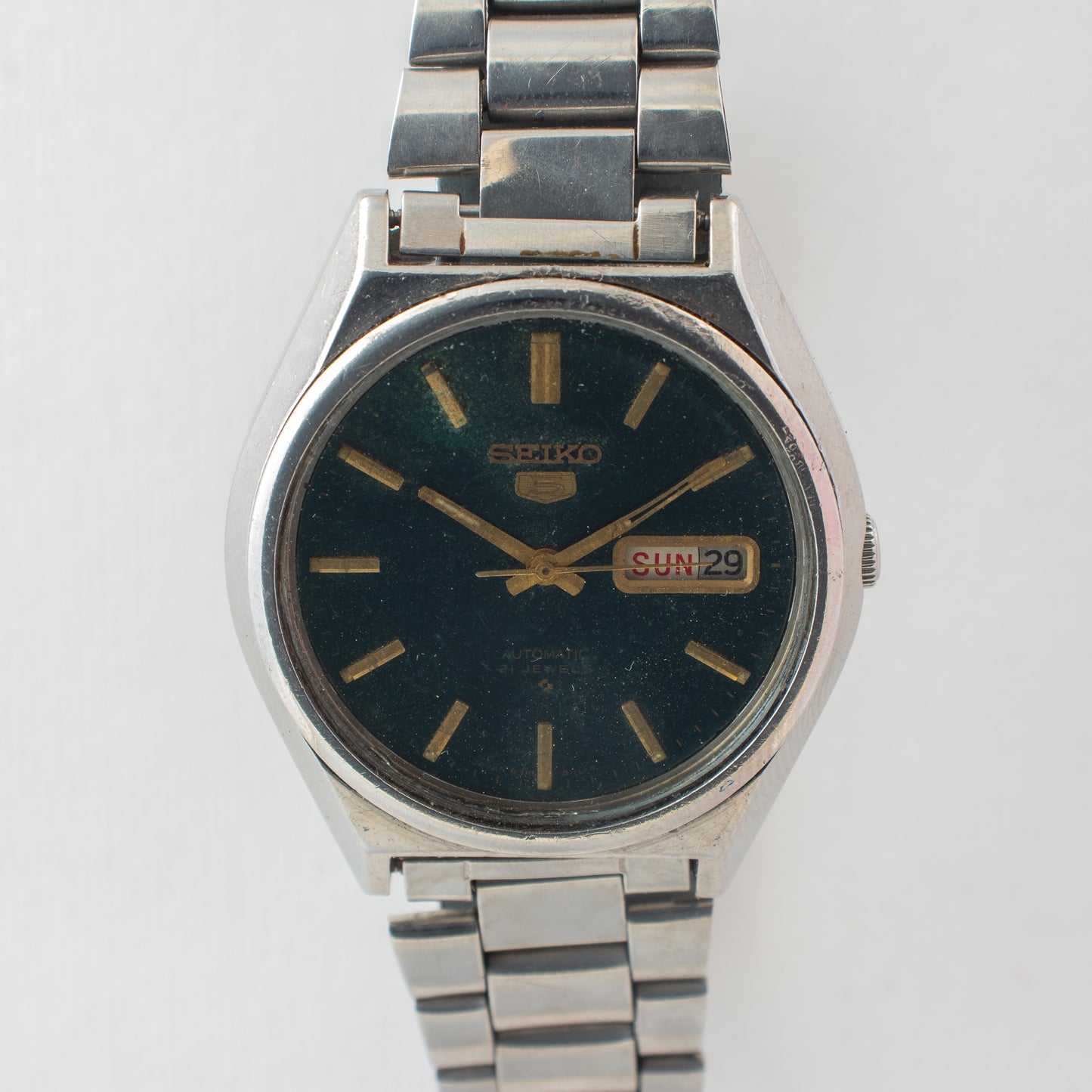 Vintage Seiko 5 Automatic 6319-8120 Green Sunburst Dial Arabic/English Day Watch