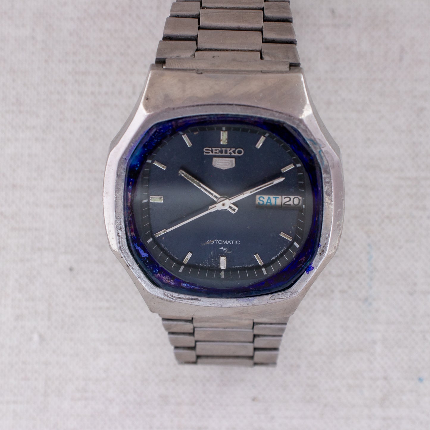Vintage Seiko 5 Automatic 7009-8210 Watch Deep Blue Dial 1979 TV Case Day/Date