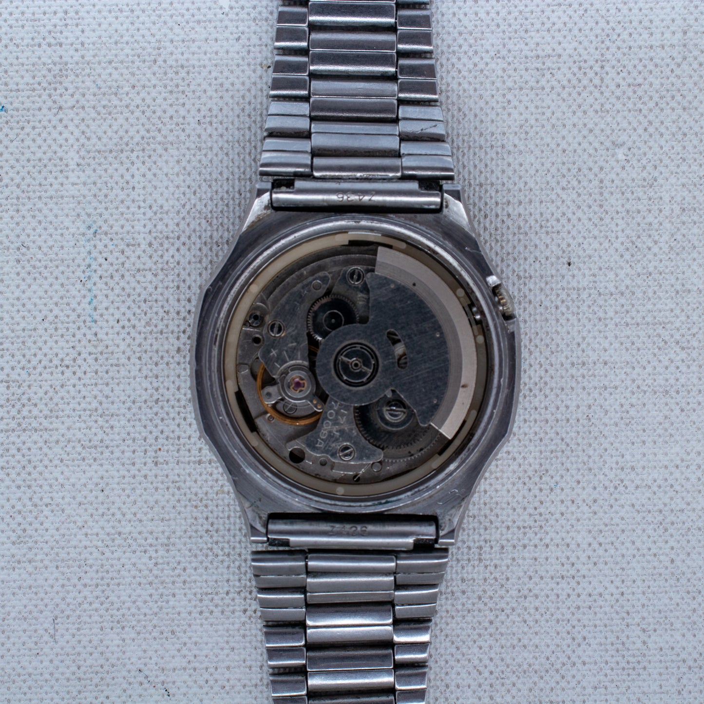 Vintage Seiko 5 Automatic 7009-8210 Watch Deep Blue Dial 1979 TV Case Day/Date