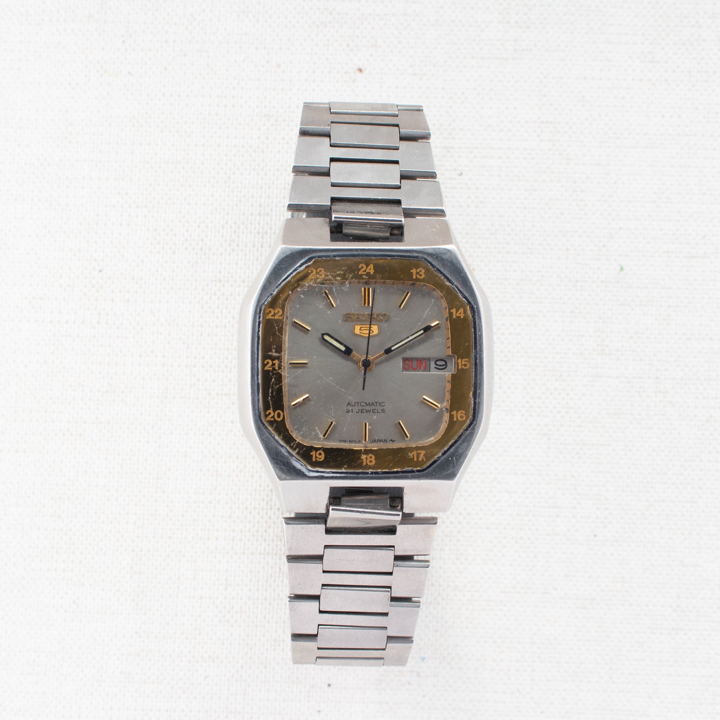 Vintage Seiko 5 Automatic 7019-520B Unique 24-Hour Bezel Grey Dial 1985 Watch