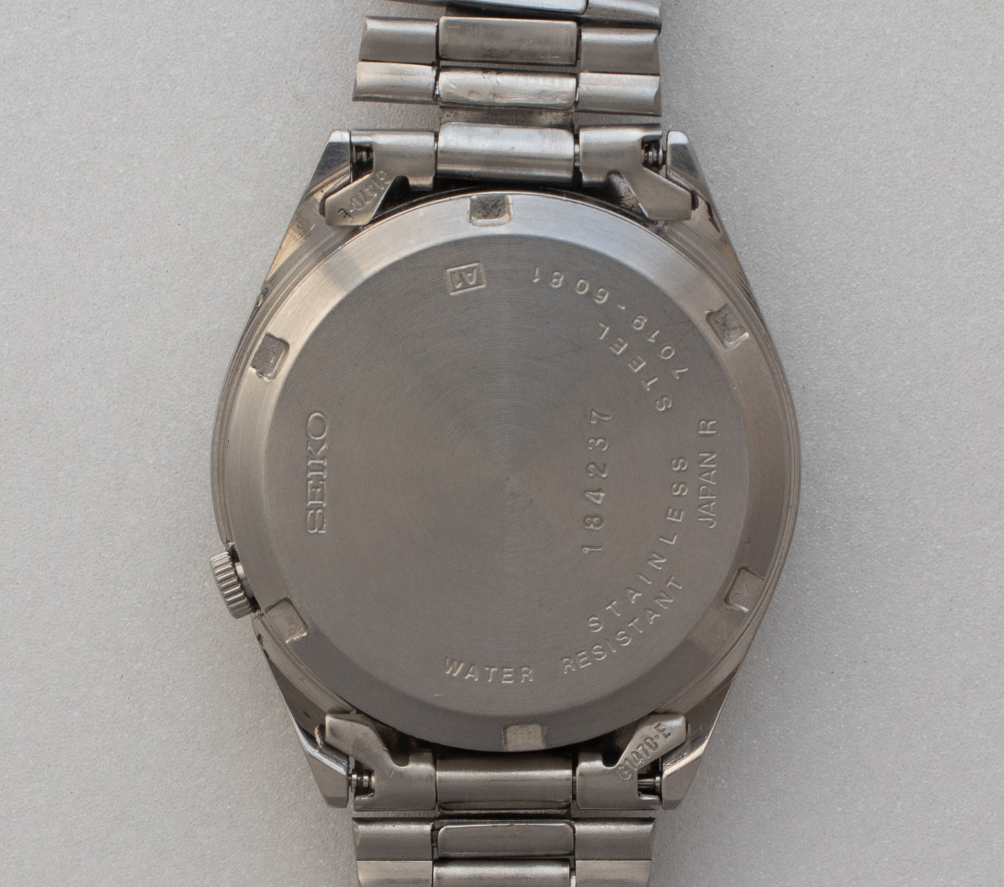 Vintage Seiko 5 Automatic 7019-6081 White Grid/Waffle Dial 21J Men's Watch Japan