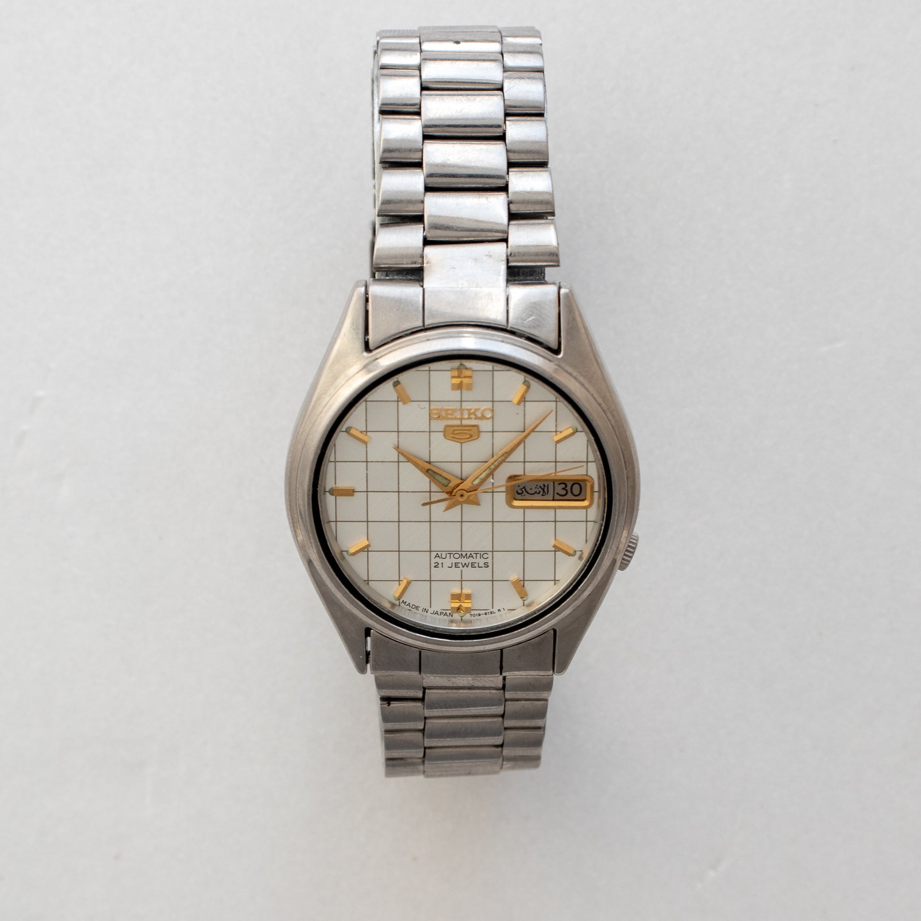 Vintage Seiko 5 7019-6081 Automatic White Grid Dial Watch