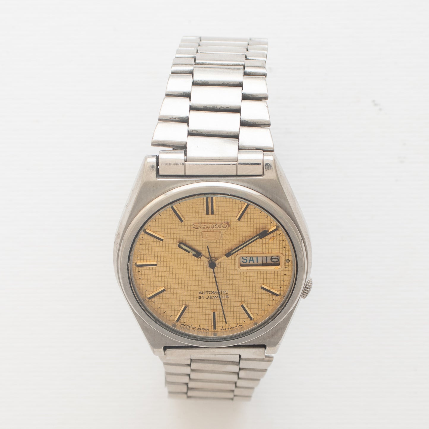 Vintage Seiko 5 Automatic 7019-8180 Texture Grid Dial 21J Watch, Unique Dial