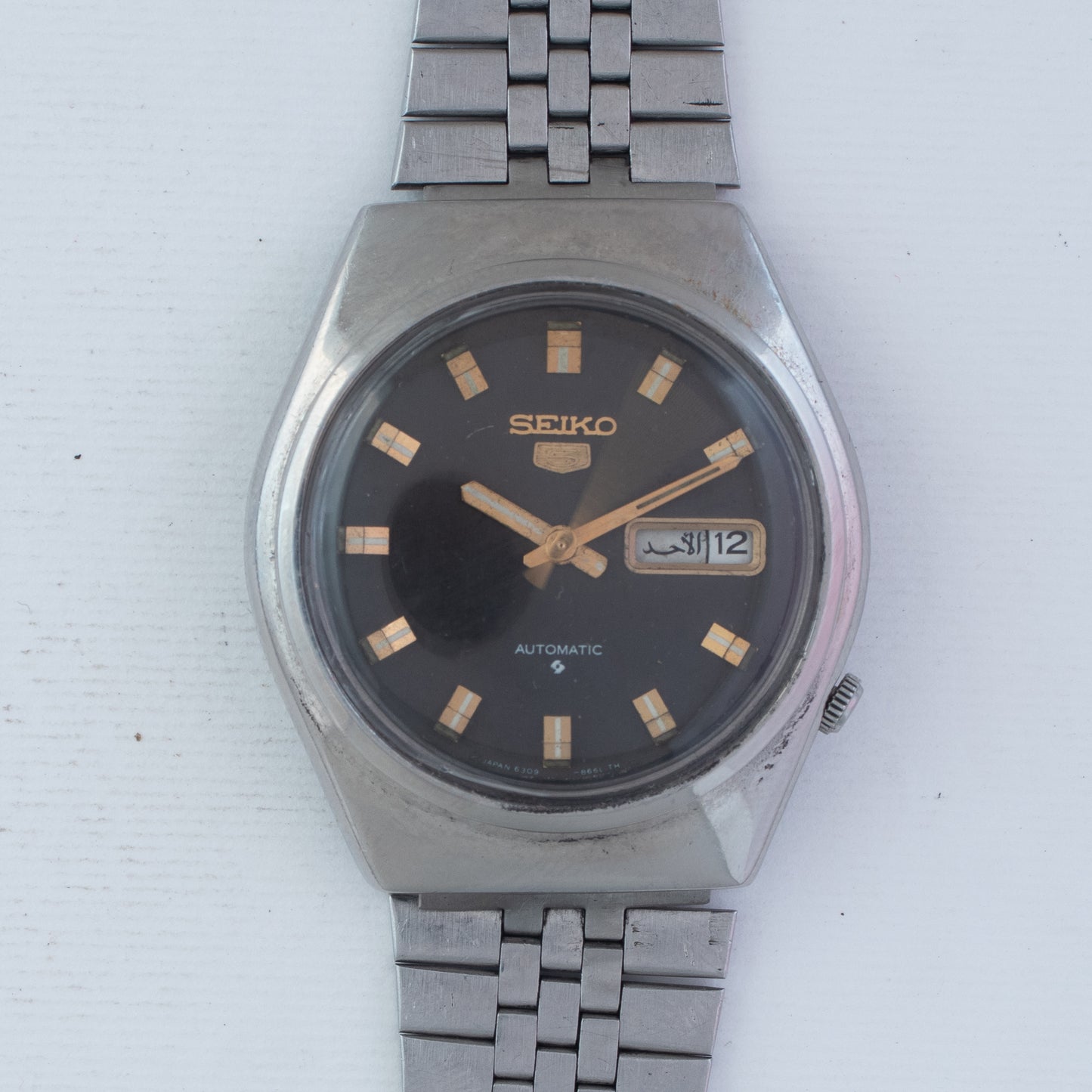 Vintage Seiko 5 Automatic Black Dial Arabic/English Day 6309-8210 Gold Accents