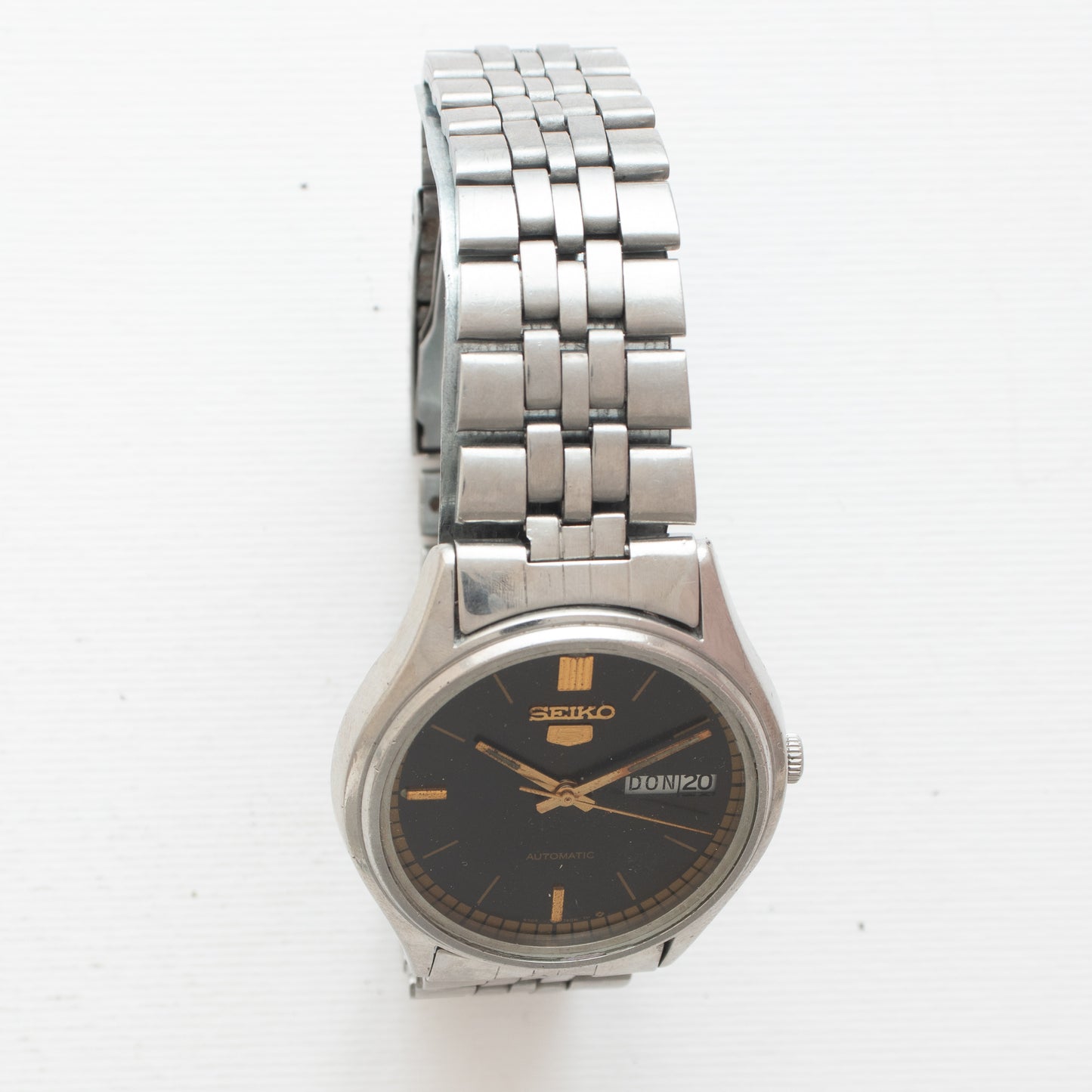 Vintage Seiko 5 Automatic Black Dial Gold Accents 6309-8500 Men's watch 1980