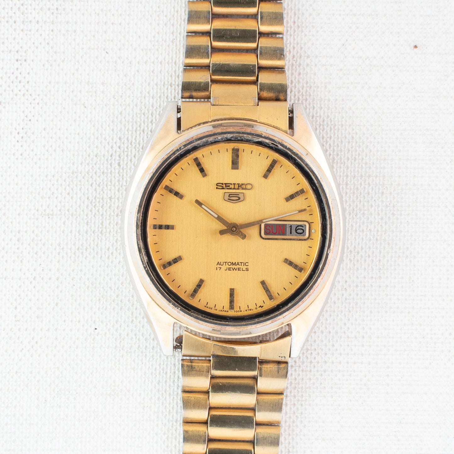 Vintage Seiko 5 Automatic Men's Watch Gold-Tone 17 Jewels Day/Date 7009-3171