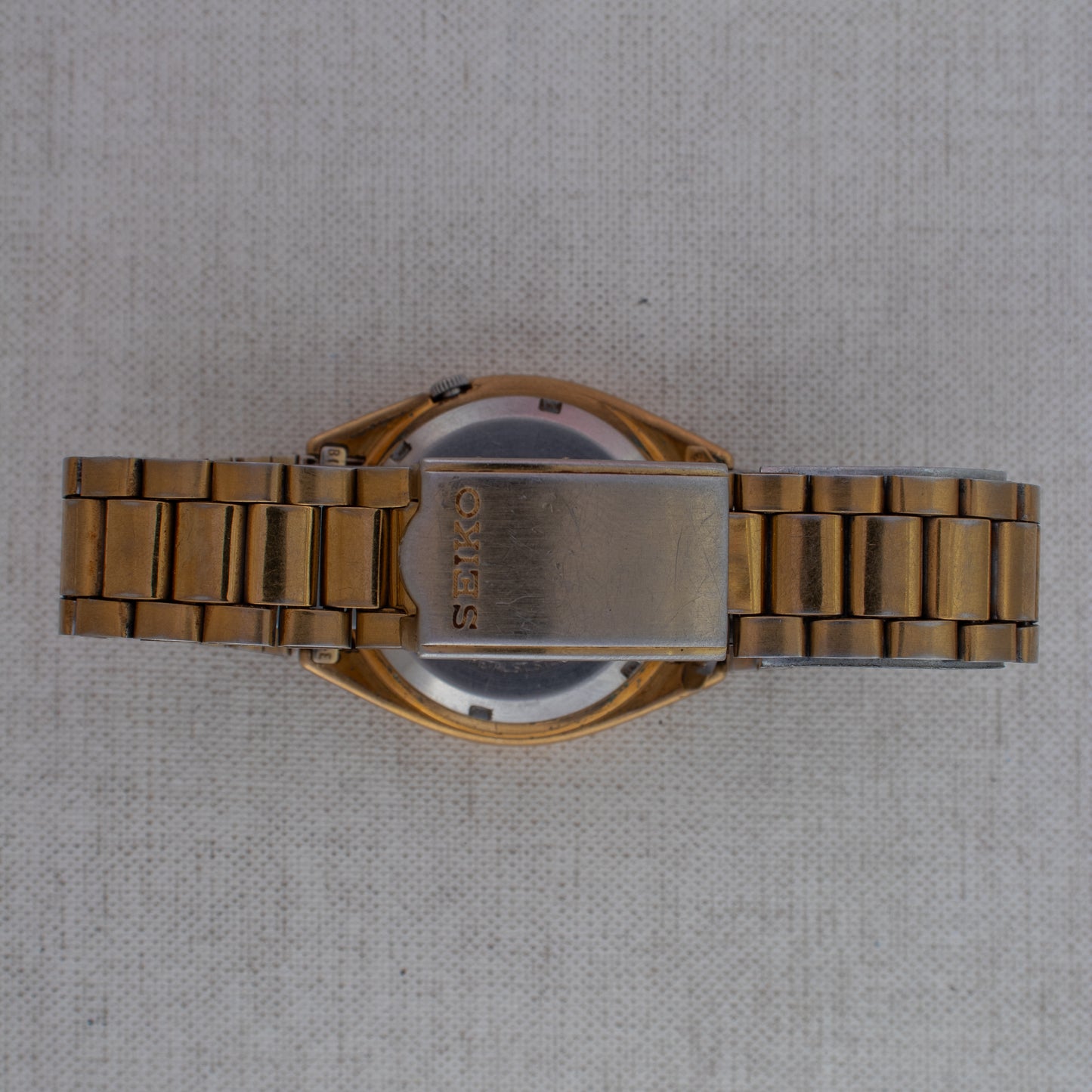 Vintage Seiko 5 Automatic Watch | Unique Segmented Gold Dial 7009-3100 Roman Day