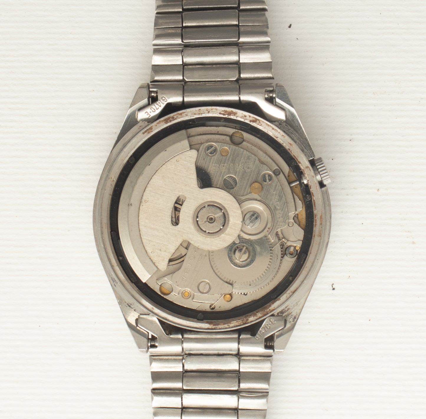 Vintage Seiko 5 Automatic Watch 7019-6081 Gold Chevron Dial Arabic English Day