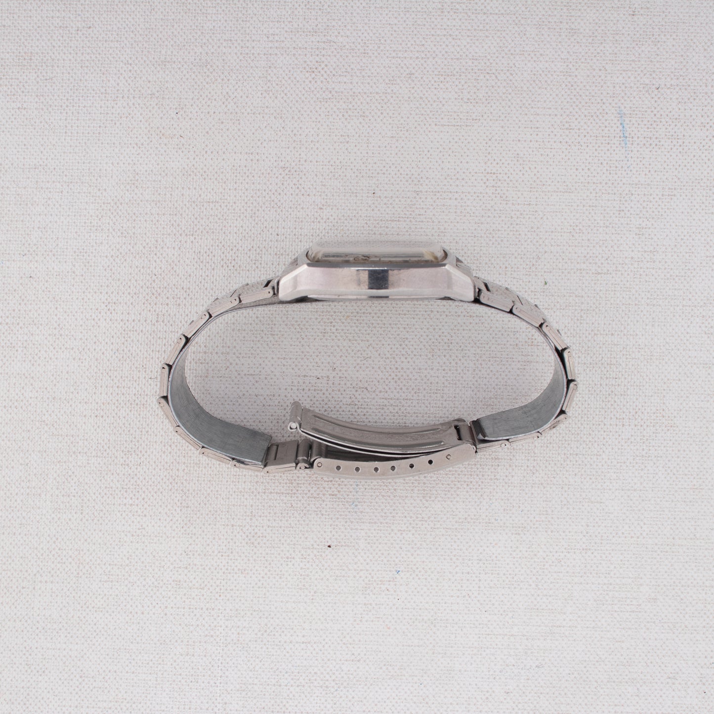 Vintage Seiko Automatic 5606-5000 Silver Dial Classic Cushion TV Case 1970 Watch