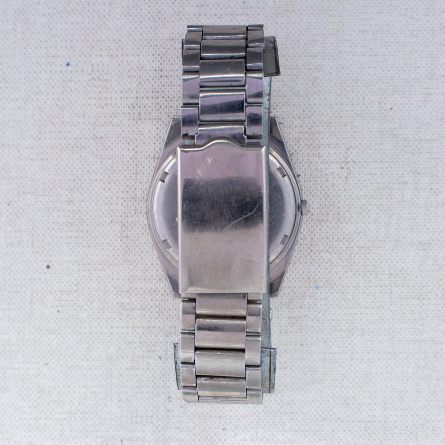 Vintage Seiko Quartz 8223-8050 Watch - Blue and Silver Dial, Day/Date Bilingual
