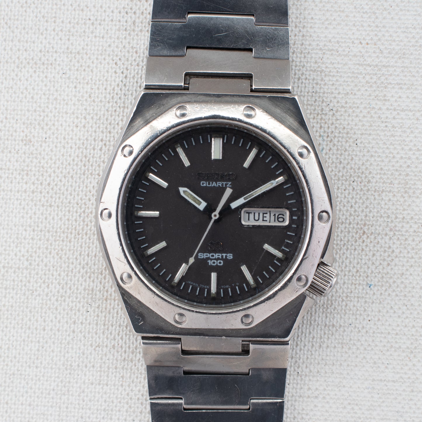 Vintage Seiko Sports 100 Quartz Watch 7546-703A Black Dial Arabic English Days